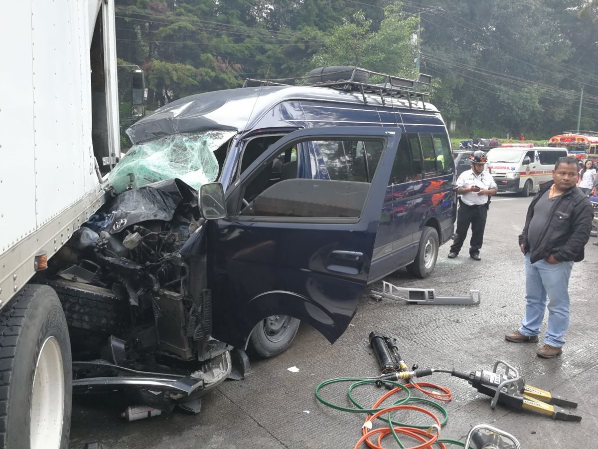 Accidentes de tránsito complican paso en rutas Interamericana y al