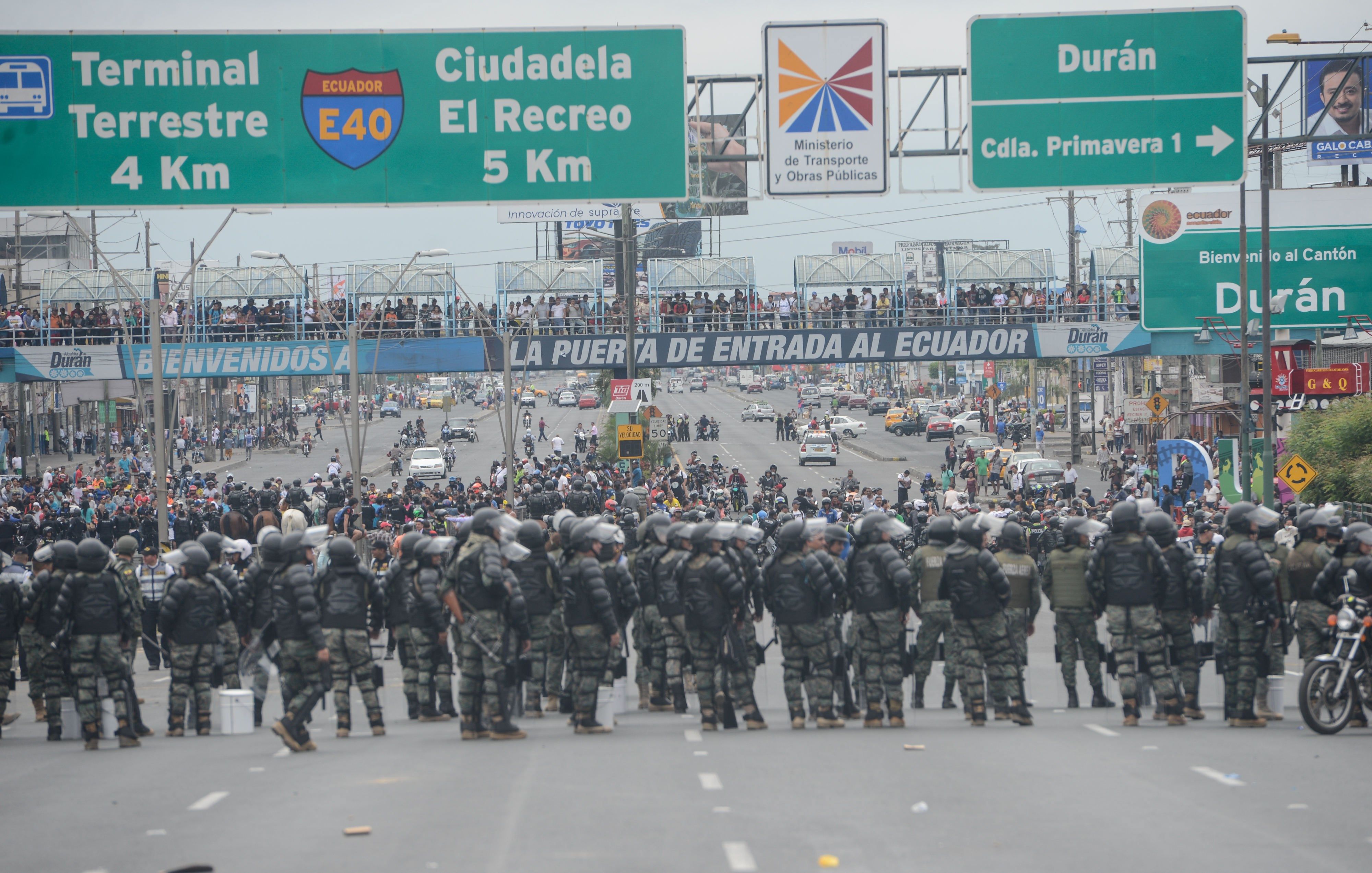 Fotogalería jornada de violentas protestas en Ecuador