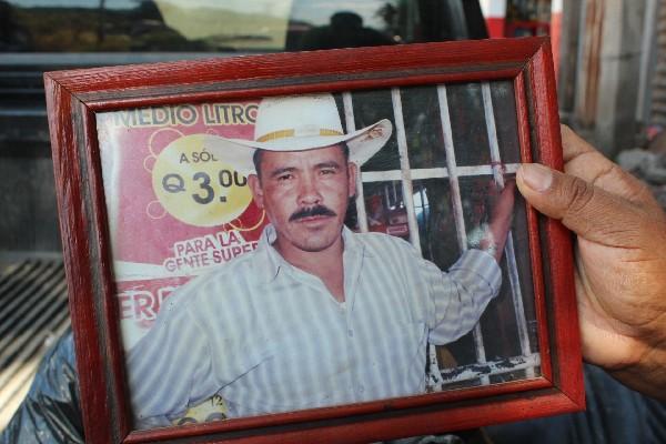 Élmer  Odilio Virula   López y Jhony  Leonel  Pellecer, 23, murieron en el incidente armado.