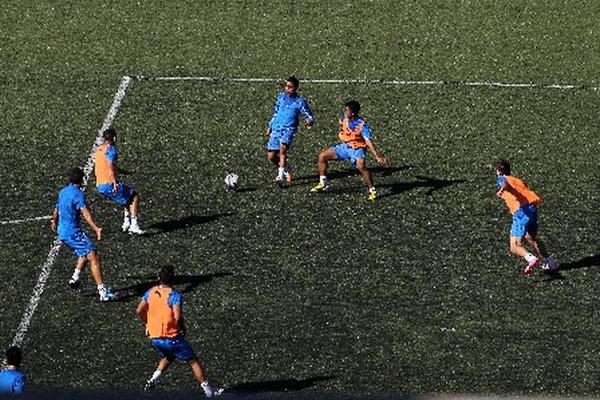 Los cremas visitan este miércoles a Malacateco, a las 15 horas. (Foto Prensa Libre: Hemeroteca PL)