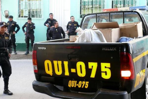 Varios allanamientos permitieron recuperar mercadería robada en varios negocios el año pasado. (Foto Prensa Libre: Oscar Figueroa)