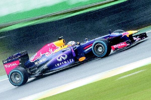 La temporada 2014 arranca este martes con los primeros ensayos colectivos en Jerez de la Frontera. Sebastian Vettel es el actual campeón. (Foto Prensa Libre: EFE)