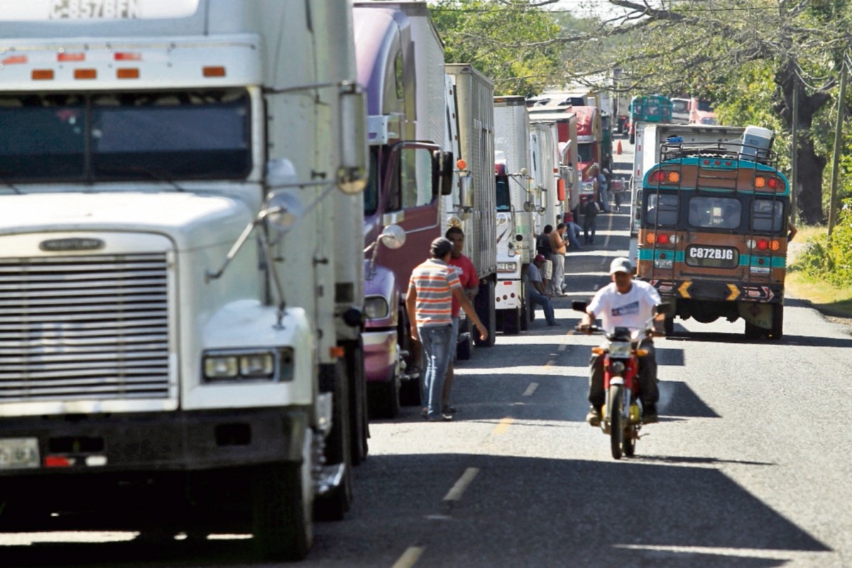 l 23 de enero se pondrá en marcha la declaración anticipada de mercancías en la aduana Pedro de Alvarado Jutiapa y que agilizará el paso entre Guatemala y El Salvador. (Foto Prensa Libre: EDWIN BERCIAN)