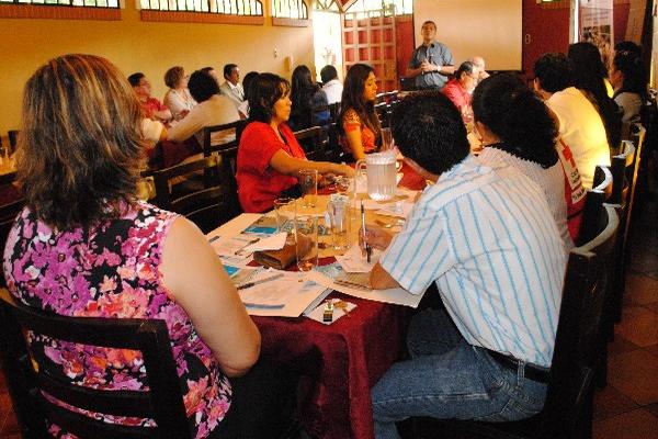 El foro se llevó a cabo en un restaurante de Coatepeque, Quetzaltenango.