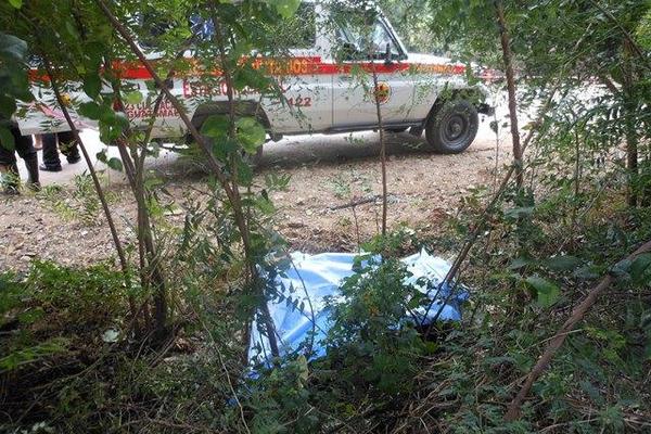 El cuerpo desmembrado de una fémina fue localizado, el pasado 19 de noviembre, en la ruta nacional 20, en jurisdicción de Zacapa. (Foto Prensa Libre: Erick de la Cruz).