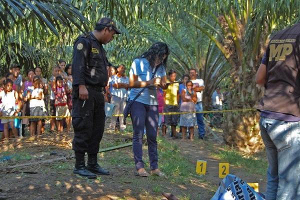 El guardia trabajaba en una finca en Pajapita, San Marcos. (Foto Prensa Libre: Alex Coyoy)<br _mce_bogus="1"/>