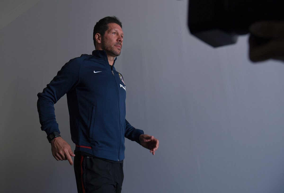 El técnico argentino Diego Simeone es un muy cabalero y es algo que aplica para intentar ganar la Liga de Campeones el sábado. (Foto Prensa Libre: AFP)