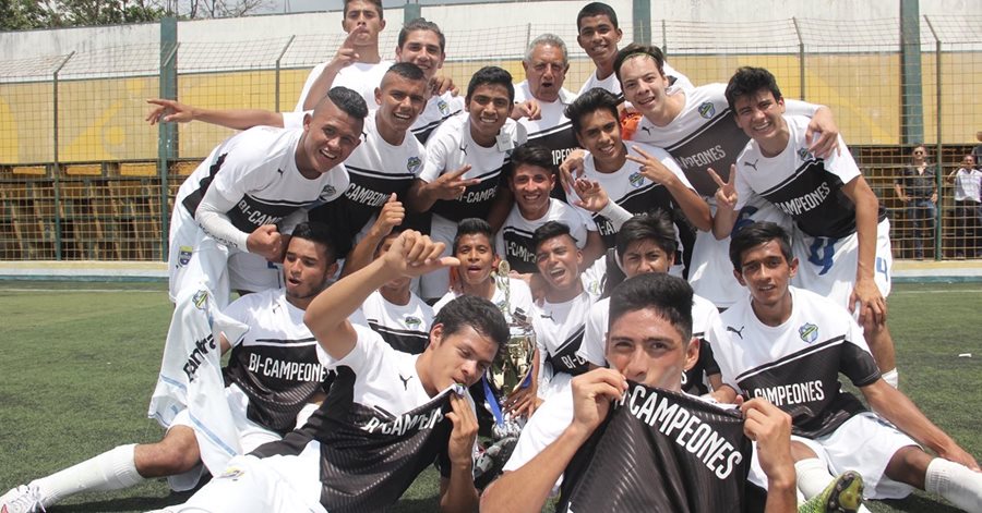 Los albos buscan talento para sus diferentes categorías. (Foto Prensa Libre: Cortesía Comunicaciones FC)