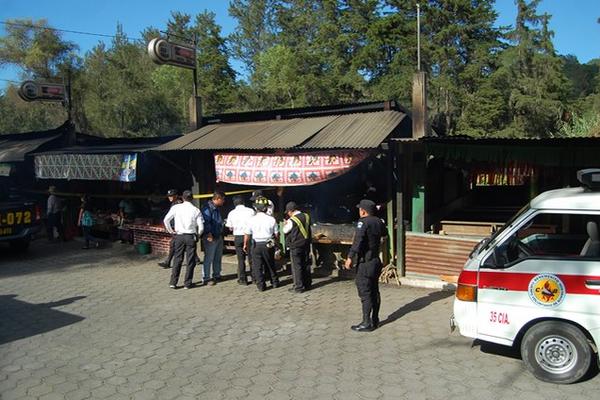 Fachada del comedor en donde se produjo un ataque en el que murieron tres personas (Foto Prensa Libre: Victor Chamalé)<br _mce_bogus="1"/>