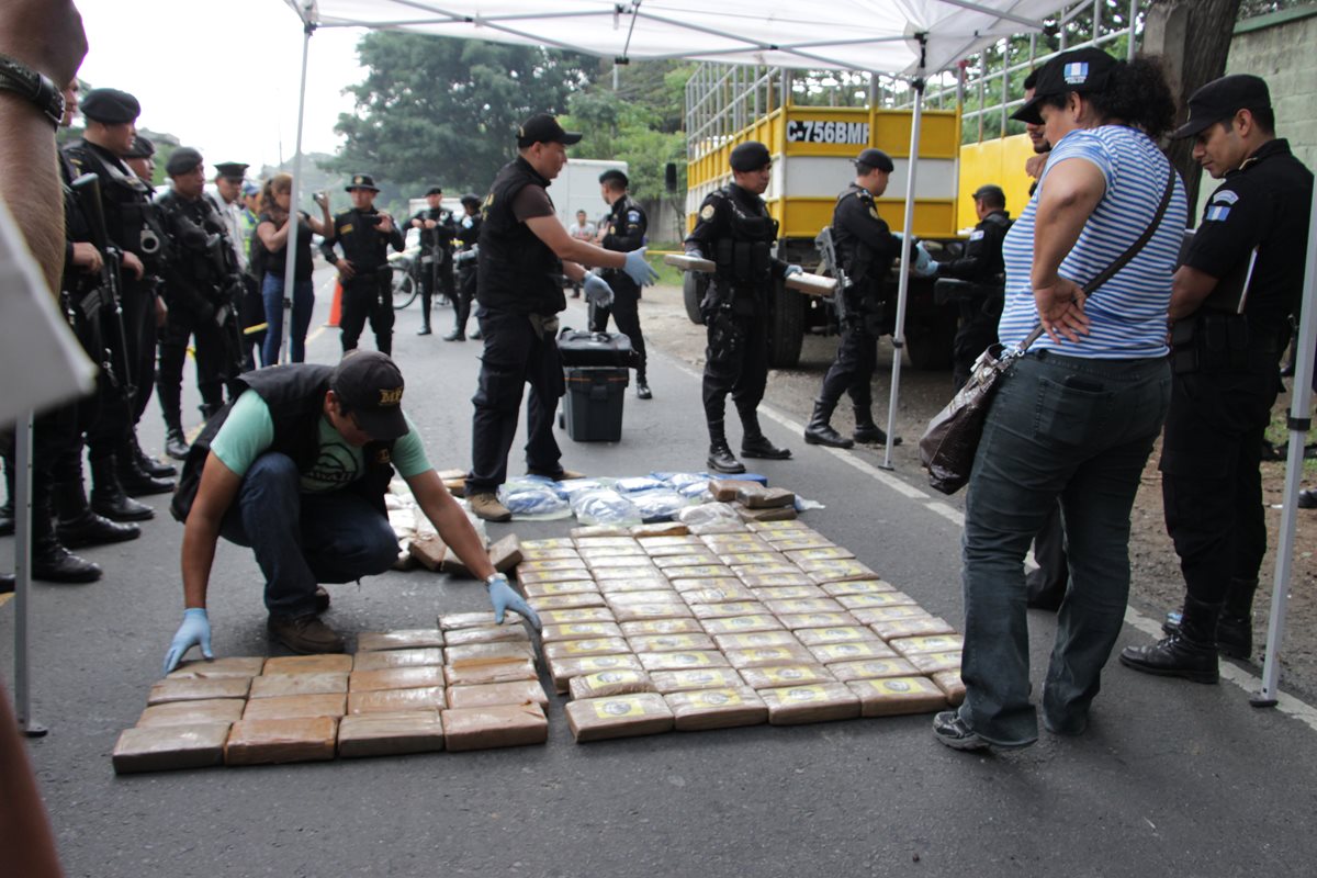 Guatemala y Estados Unidos firmaron un convenio para fortalecer la seguridad, el control antinarcóticos y la justicia. (Foto Prensa Libre: Hemeroteca PL)