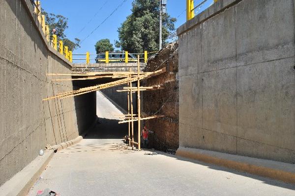 Viaducto  tardará semanas para que sea   abierto al tránsito por trabajos de reparación, en Quetzaltenango.