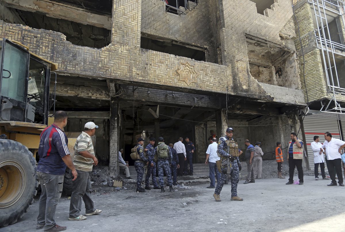 Vista del centro comercial en el centro de Bagdad donde el 3 de julio hubo un mortal atentado que mató a cerca de 300 personas. (Foto Prensa Libre: AFP).