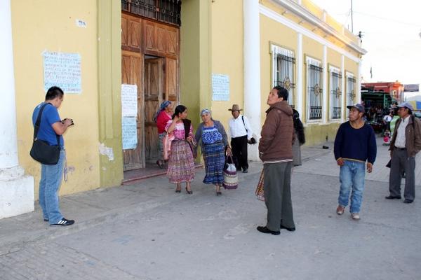 Municipalidad atenderá al público a partir de mañana martes. (Foto Prensa Libre: Oscar Figueroa)<br _mce_bogus="1"/>