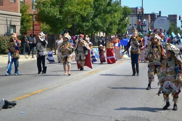 El desfile de los guatemaltecos residentes en Chicago, Estados Unidos. (Foto Prensa Libre: Edgar Domínguez) <br _mce_bogus="1"/>