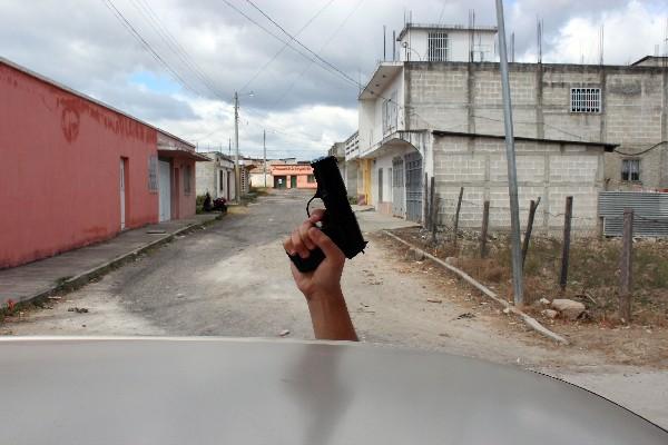 En jalapa es común que personas armadas disparen al aire.