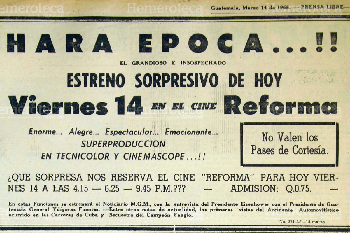 Estreno sorpresivo del cine Reforma. Foto: Hemeroteca PL