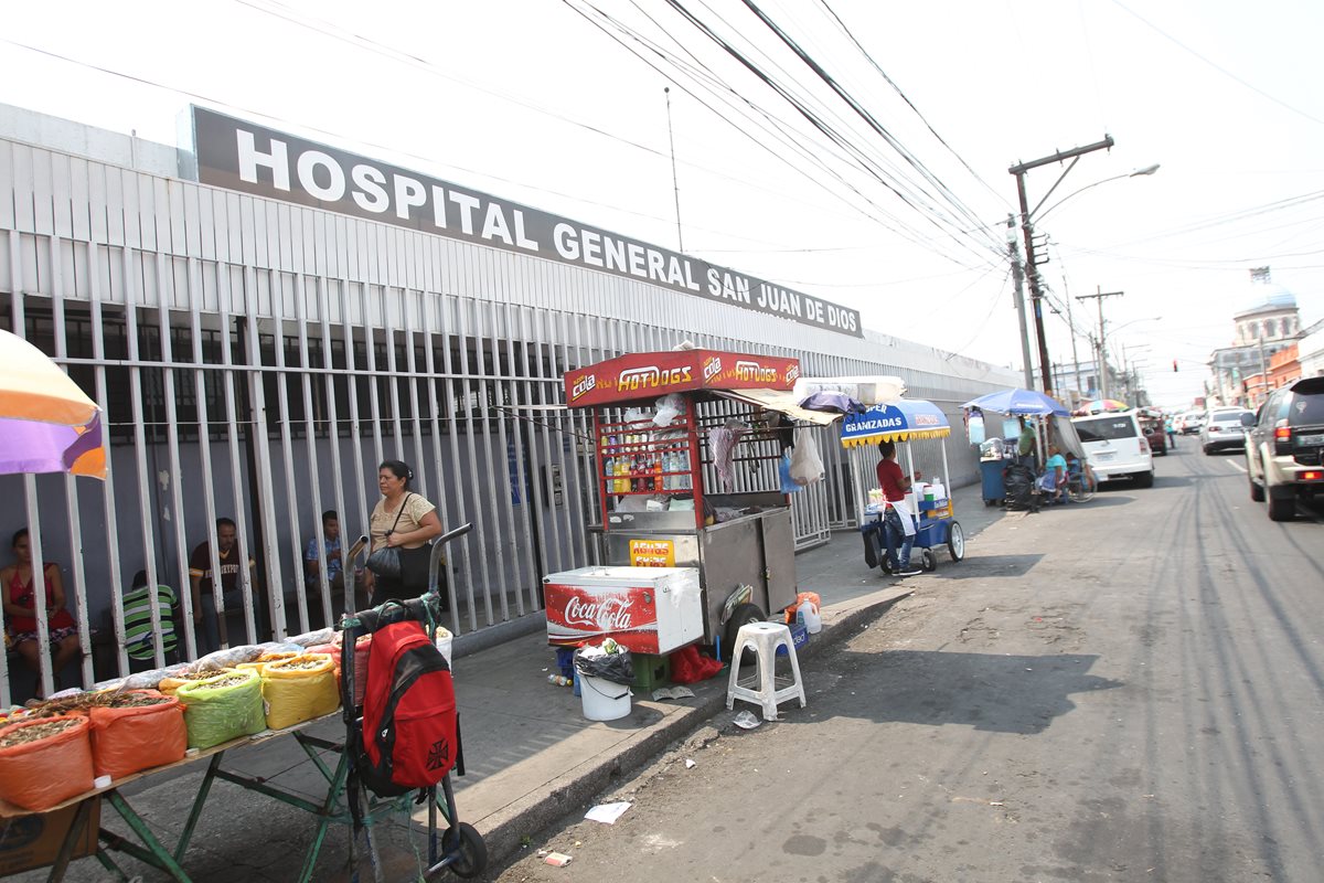 El Hospital San Juan de Dios es uno de los dos hospitales de referencia del país. (Foto Prensa Libre: Hemeroteca PL)