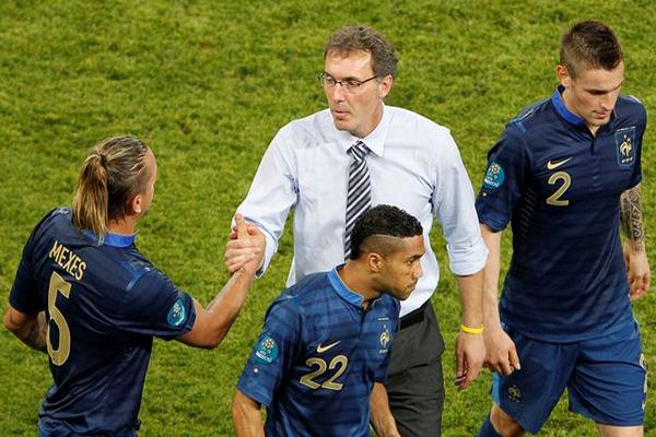 Luego del empate contra Inglaterra, la Francia de Laurent Blanc está obligada a vencer a Ucrania. (Foto Prensa Libre: EFE)