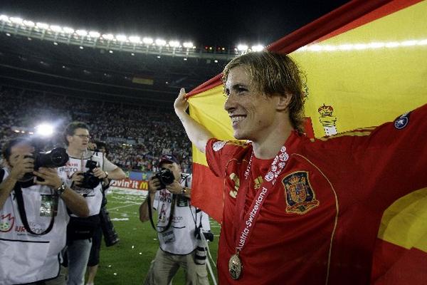 El delantero español, Fernando "el Niño" Torres trabaja para poder estar en el Mundial de Brasil 2014. (Foto Prensa Libre: AS Color).<br _mce_bogus="1"/>