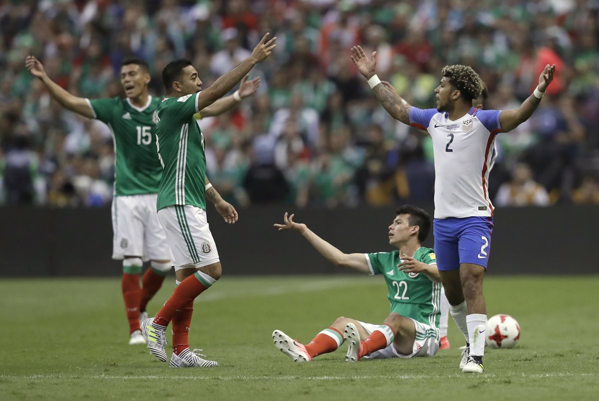 Los mexicanos no pudieron en casa con Estados Unidos y Carlos Vela rescató el empate. (Foto Prensa Libre: AP)