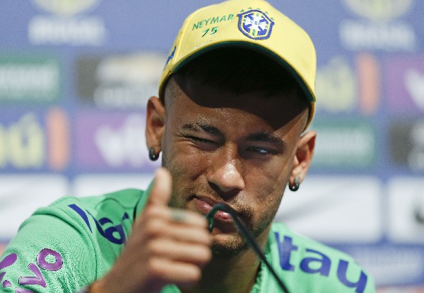 Neymar asegura que su presencia en Río 2016 y Copa América no depende de él. (Foto Prensa Libre: EFE).