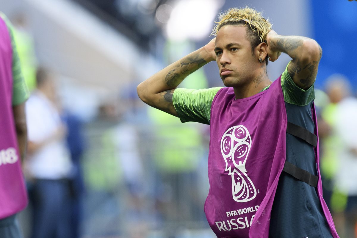 Con Neymar como protagonista, Brasil presentó sus camisetas para