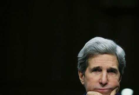 El minado secretario de Estado de EEUU, John Kerry, ante el Senado el 24 de enero de 2013. (Foto Prensa Libre: AFP)