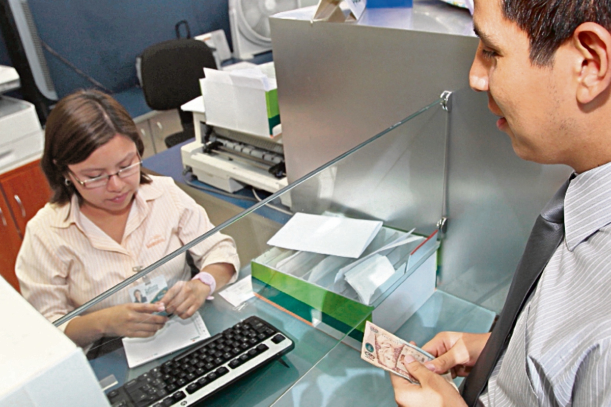 Los bancos del sistema nacional siguen creciendo en activos y en mejora de sus utilidades. (Foto Prensa Libre: Alvaro Interiano)