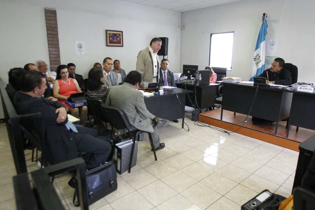 Uri Roitman declara su inocencia ante el Juzgado de Villa Nueva. (Foto Prensa Libre: Hemeroteca PL)