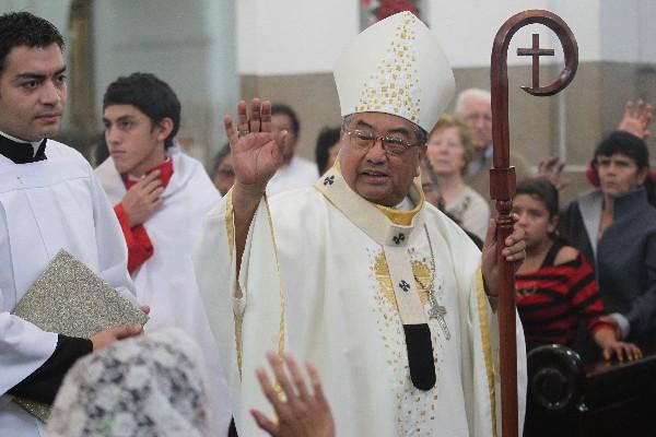 Óscar Vian,  arzobispo metropolitano.