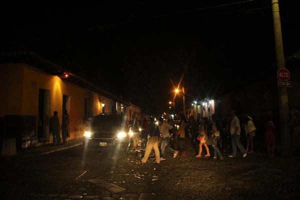 La vida nocturna en Antigua Guatemala impacta en la tranquilidad de los  vecinos, quienes se quejan del impacto negativo en el turismo. (Foto Prensa Libre: Miguel López)