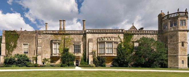 Imagínate que esta es tu casa. Y si te parece familiar, quizás es porque ha sido escenario de películas como "Harry Potter y la piedra filosofal", "Orgullo y prejuicio", "Emma", "Moll Flanders" y "Las hermanas Bolena". JÜRGEN MATERN