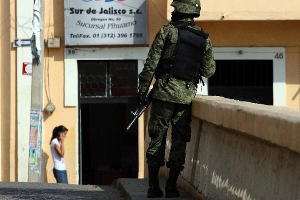 Presencia militar en el Estado de Jalisco se incrementa ante hechos de violencia. (Foto Prensa Libre: EFE)