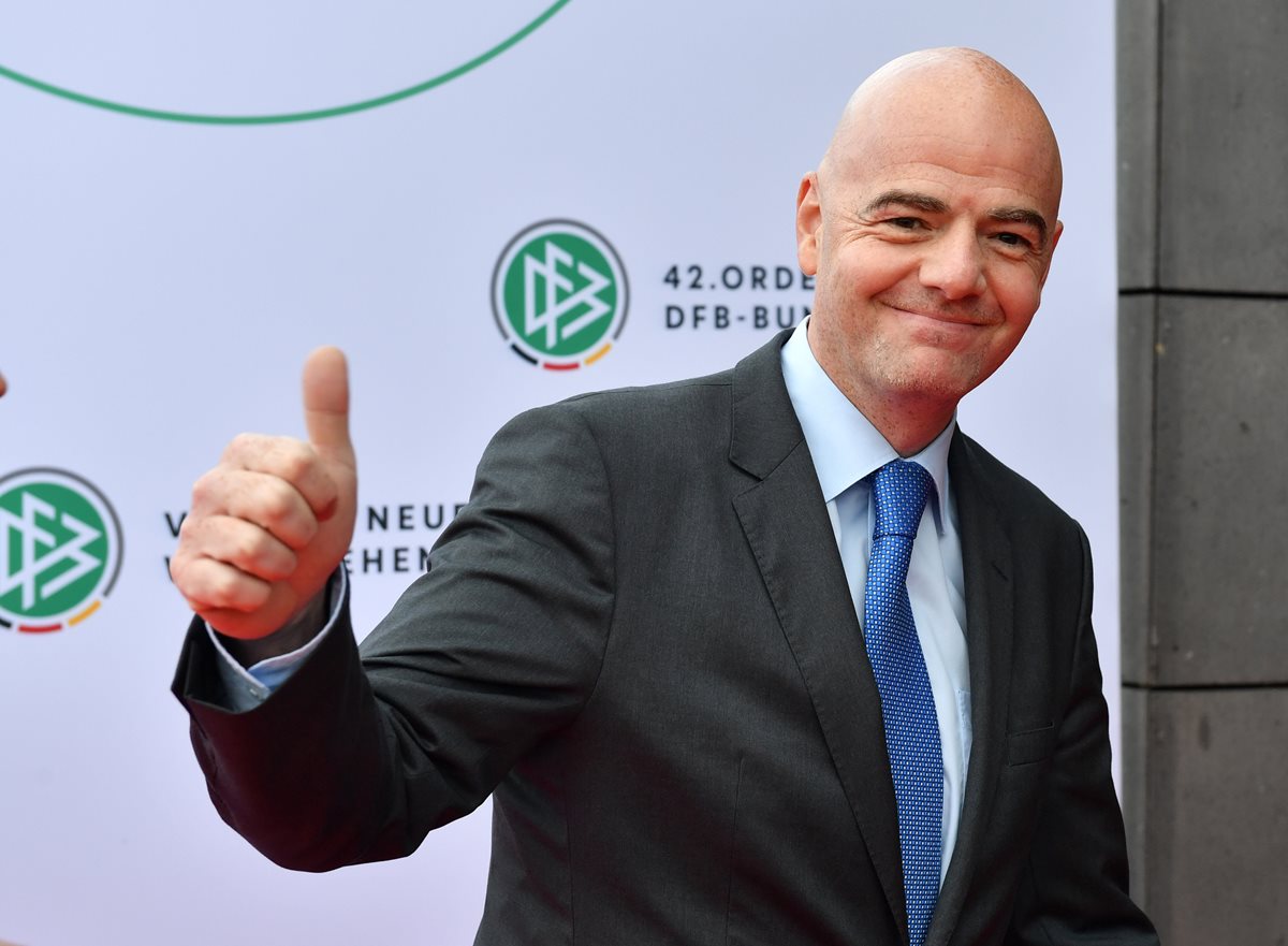 El presidente de Fifa, Gianni Infantino, insiste en un mundial de 48 equipos. (Foto Prensa Libre: AP)