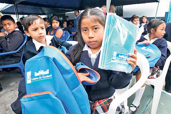 Mochilas de muestra se entregaron 15 de enero.