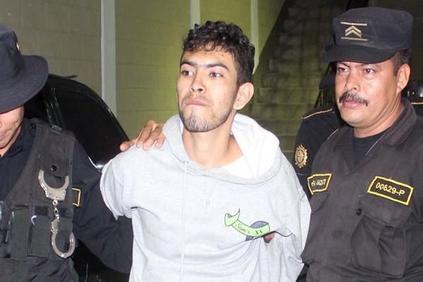 El reo Cristian Eduardo Aguilar se había fugado de la cárcel de Jalapa. (Foto Prensa Libre: Hugo Oliva)