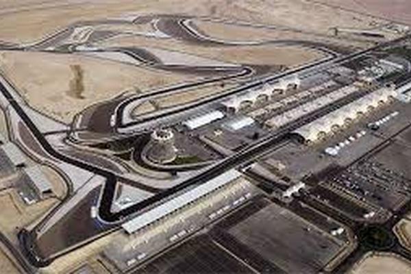 El circuito de Baréin ofrecerá el tercer Gran Premio nocturno de la temporada 2014 de la Fórmula 1. (Foto Prensa Libre: cortesía formula1.com)