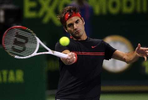 El suizo Roger Federer durante el juego en el que se impuso al italiano Andreas Seppi. (Foto Prensa Libre: AP)