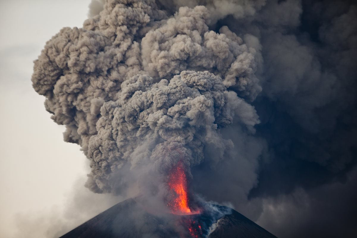 Volc n Momotombo entra en erupci n en Nicaragua Prensa Libre