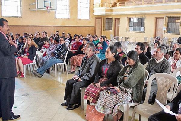 EL PRIMER taller de capacitación se impartió en la escuela tipo federación de la cabecera.