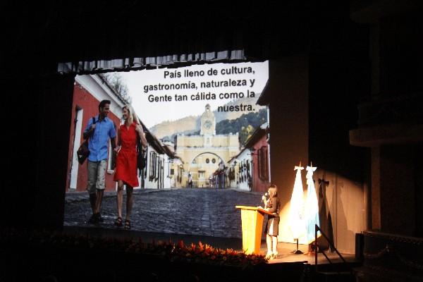 La campaña "Lecciones de vida"  fue presentada ayer y se encuentra en el sitio web leccionesdevida.comgt. (Foto Prensa Libre: cortesía Inguat)