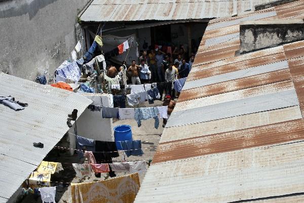 Cárcel de la Comisaría 22, en Jalapa, que resguarda a más de 20 personas.