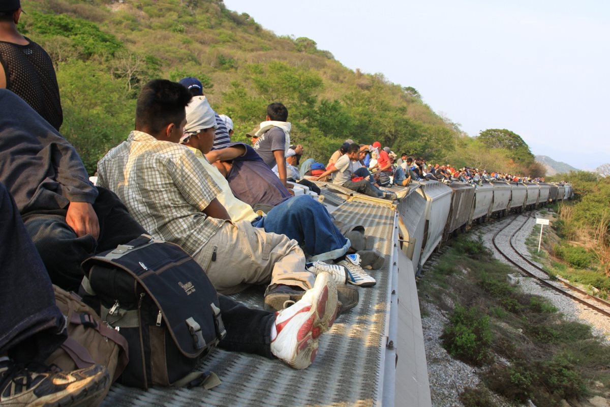 El beneficio se elaboró para los menores migrantes, y podrían pender su estatus de presencia temporal. (Foto Prensa Libre: Hemeroteca PL)