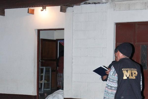 Un hombre falleció al ser víctima de un ataque armado en una panadería en Chimaltenango. (Foto Prensa Libre: Víctor Chamalé)<br _mce_bogus="1"/>