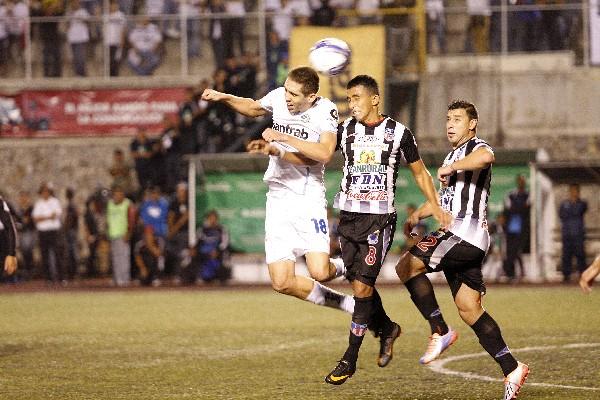 Cremas y Heredia buscarán protagonismo. (Foto Prensa Libre: Jesús Cuque)