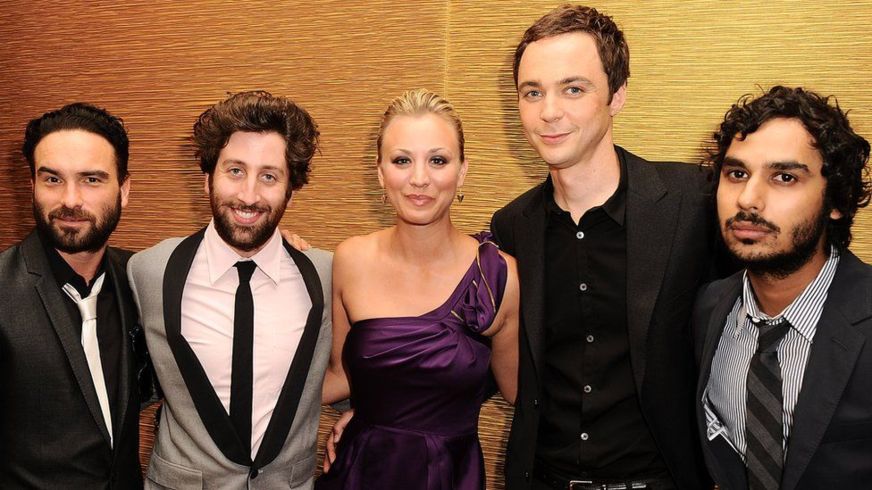 La serie ha impulsado las carreras de los intérpretes Kaley Cuoco (Penny), Johnny Galecki (Leonard), Simon Helberg (Howard), Kunal Nayyar (Raj) y Jim Parsons (Sheldon). (Foto Prensa Libre: Getty Images).