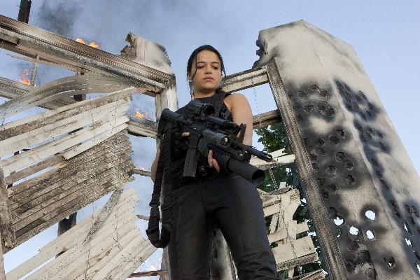 La  estadounidense de origen dominicano Michelle Rodríguez reaparece en la quinta entrega de Resident Evil.