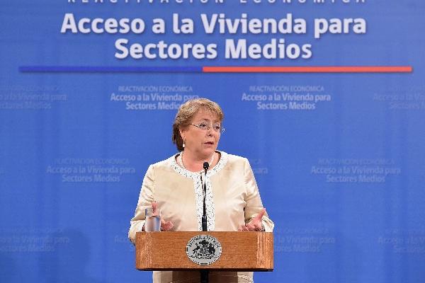 La presidenta de Chile, Michelle Bachelt, visitará el Guatemala durante dos dias para reunirse con Pérez Molina: (Foto Prensa Libre: EFE)<br _mce_bogus="1"/>