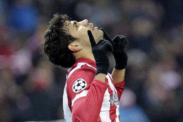 Diego Costa agradece a su ex equipo el Atlético de Madrid. (Foto Prensa Libre: EFE)