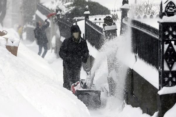 La tercera gran tormenta de invierno en menos de dos semanas causó la nieve en Nueva Inglaterra y partes de Nueva York. (Foto Prensa Libre: AP)